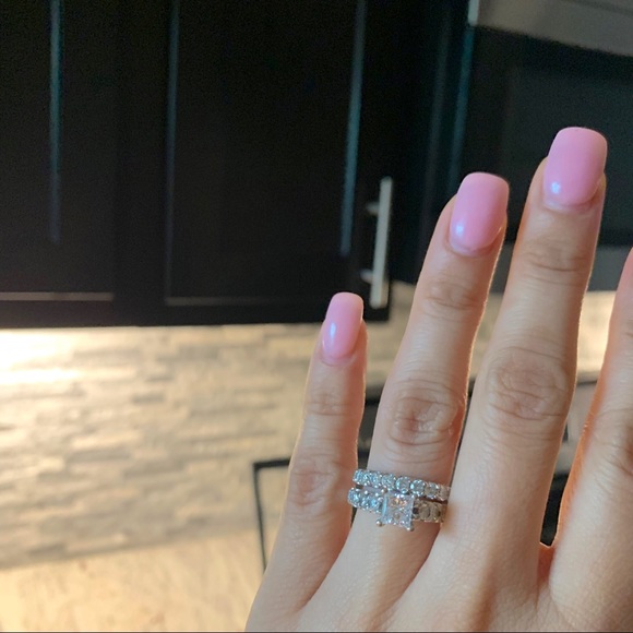 SOLD Diamond Engagement / Wedding set - Picture 7 of 9